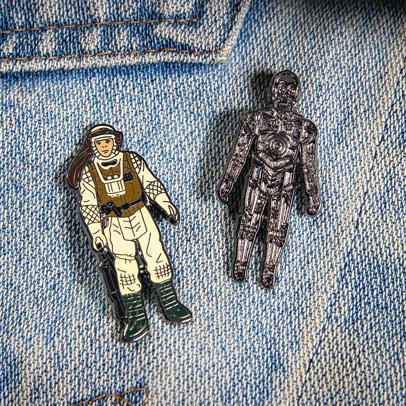 Pin Kings Official Star Wars Enamel Pin Badge Set 1.22 – C-3PO and Luke Skywalker (Hoth Battle Gear)