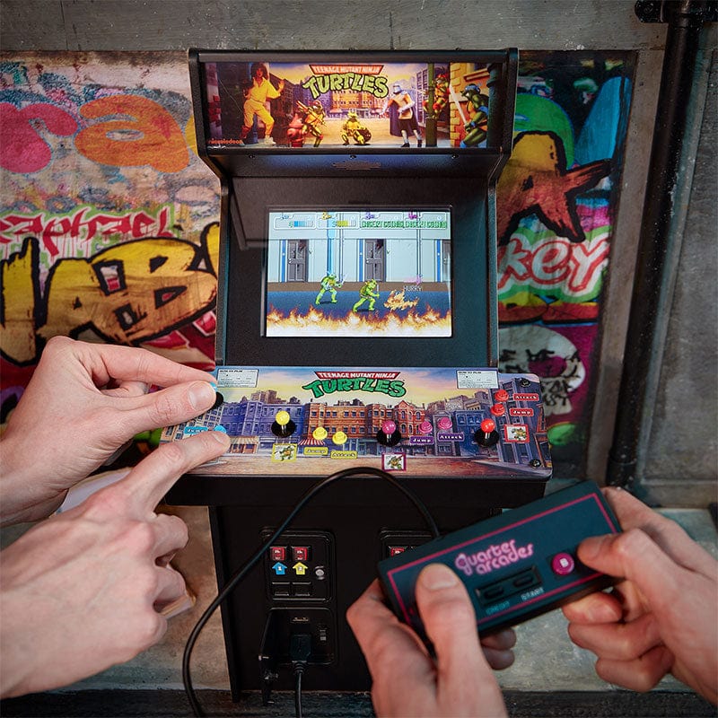 Official Teenage Mutant Ninja Turtles Quarter Size Arcade Cabinet (Exclusive Signed Collector&