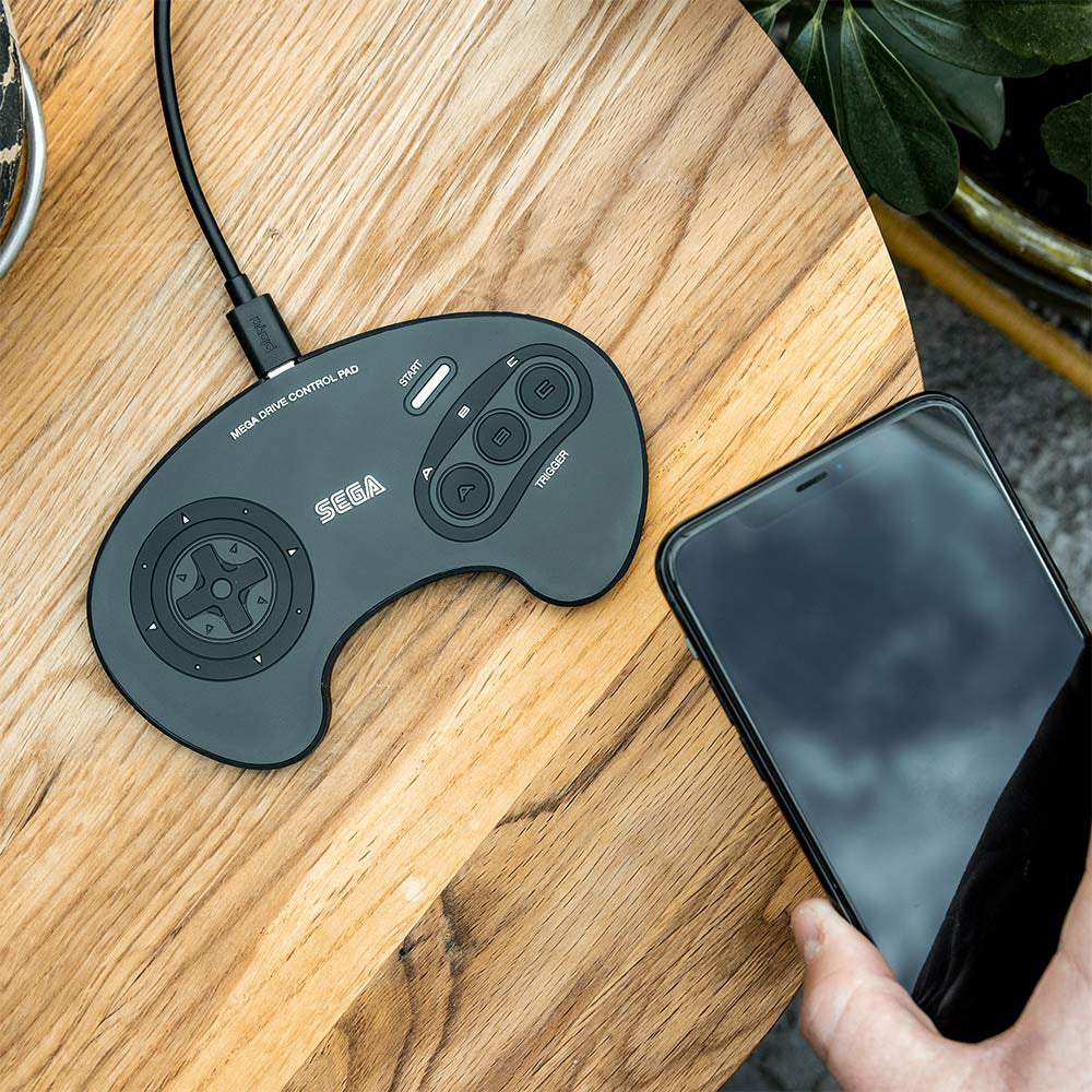 2 manettes pour Sega Mega Drive / Master System – 6 boutons - Consoles 2 manettes pour Sega Mega Drive / Master System – 6 boutons - Consoles
