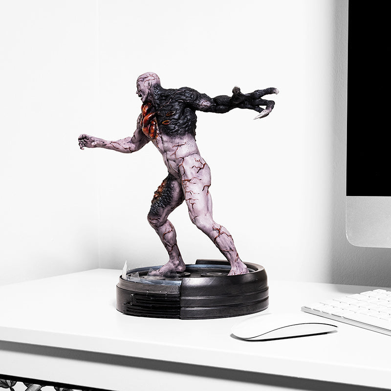 Official Resident Evil Tyrant T-002 Limited Edition Statue