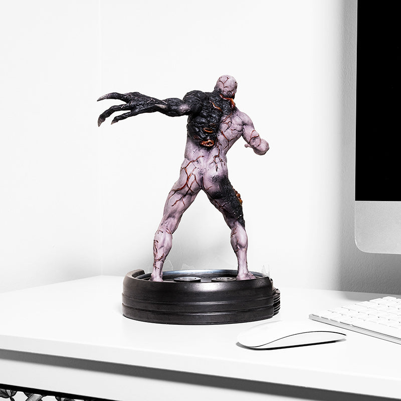 Official Resident Evil Tyrant T-002 Limited Edition Statue | Numskull